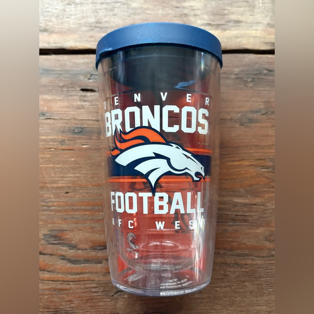 Like new Denver Broncos NFL Football 16 oz insulated Tervis cup.